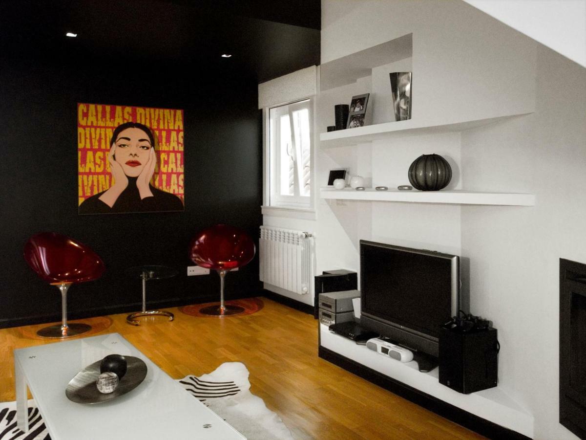 شقة Oktheway Loft Maestranza آكورونيا المظهر الخارجي الصورة