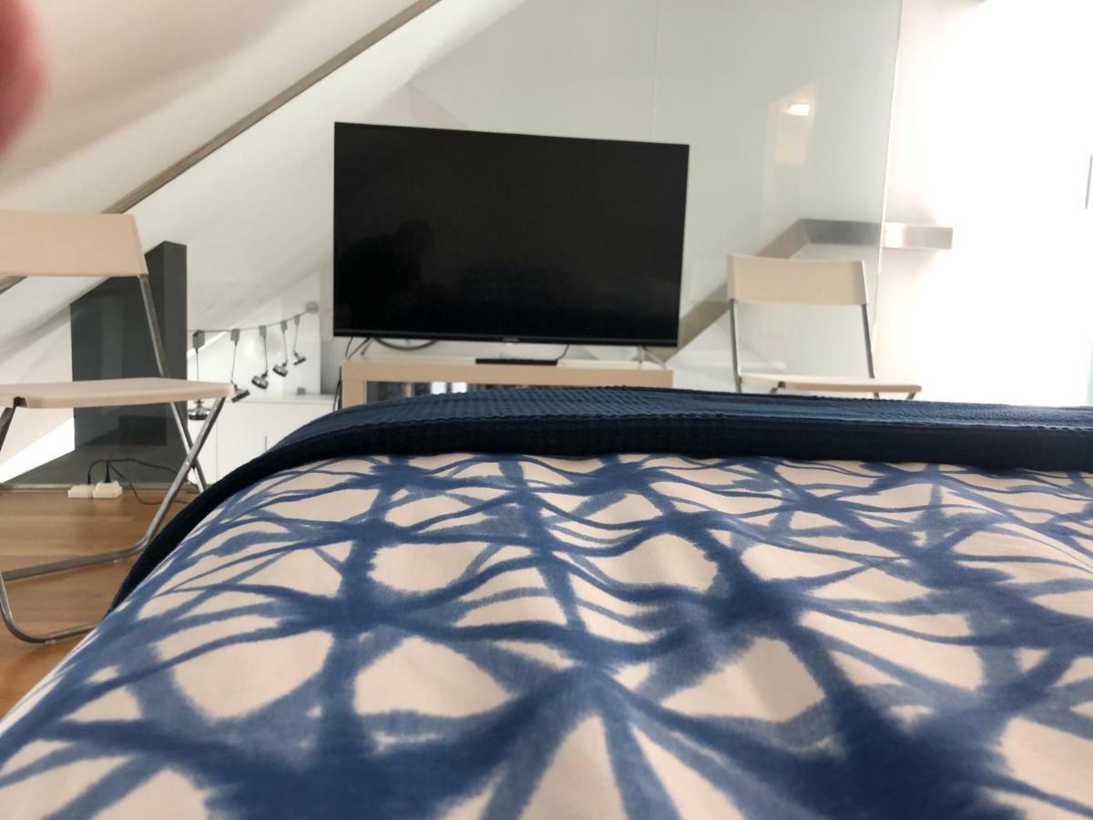 شقة Oktheway Loft Maestranza آكورونيا المظهر الخارجي الصورة