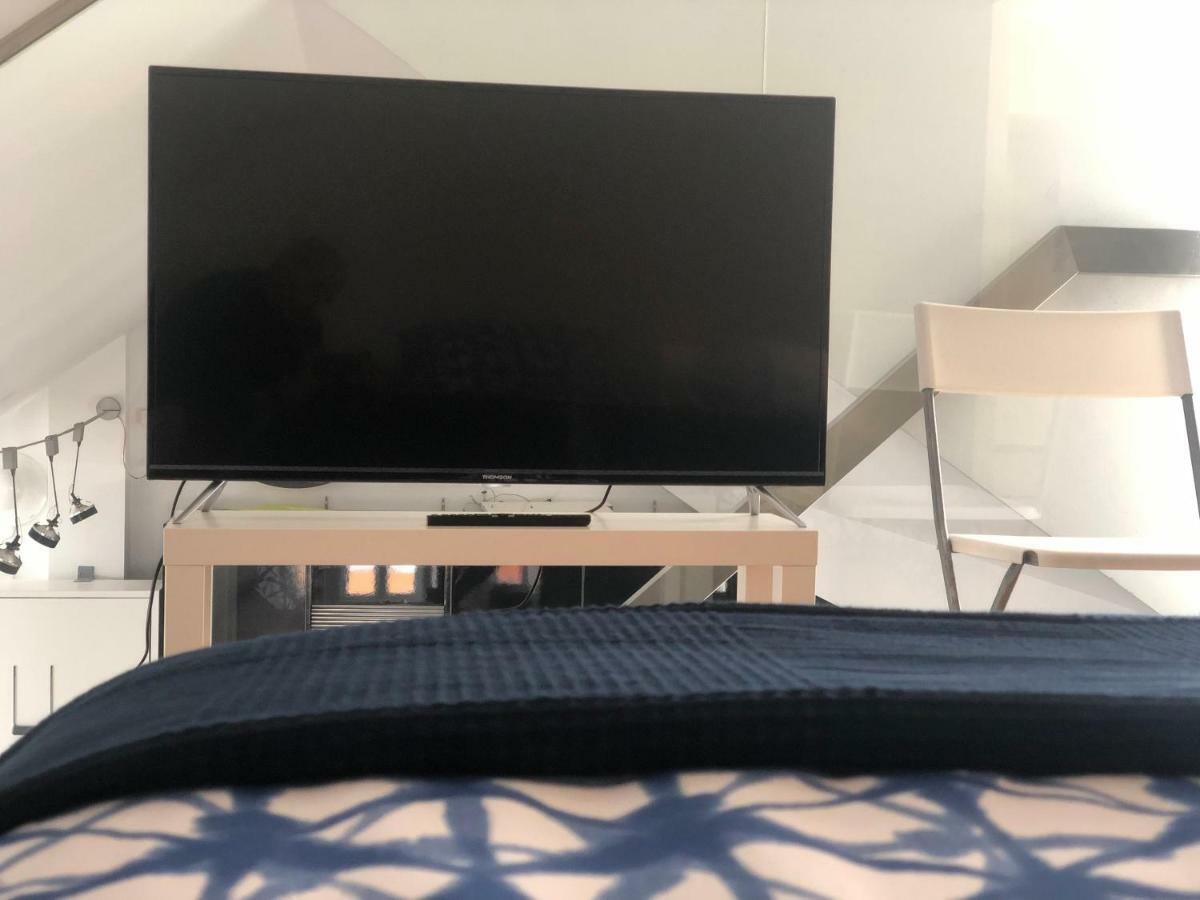 شقة Oktheway Loft Maestranza آكورونيا المظهر الخارجي الصورة